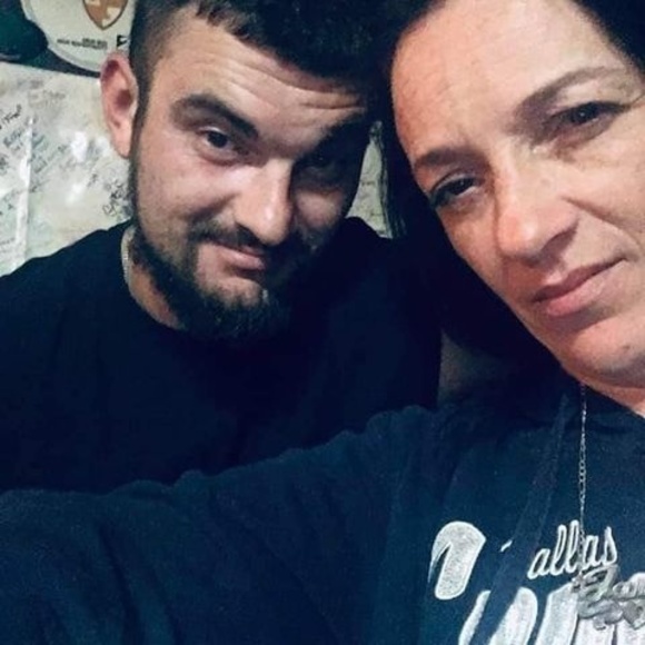 Meet your Posher, Cj - Picture 1 of 1